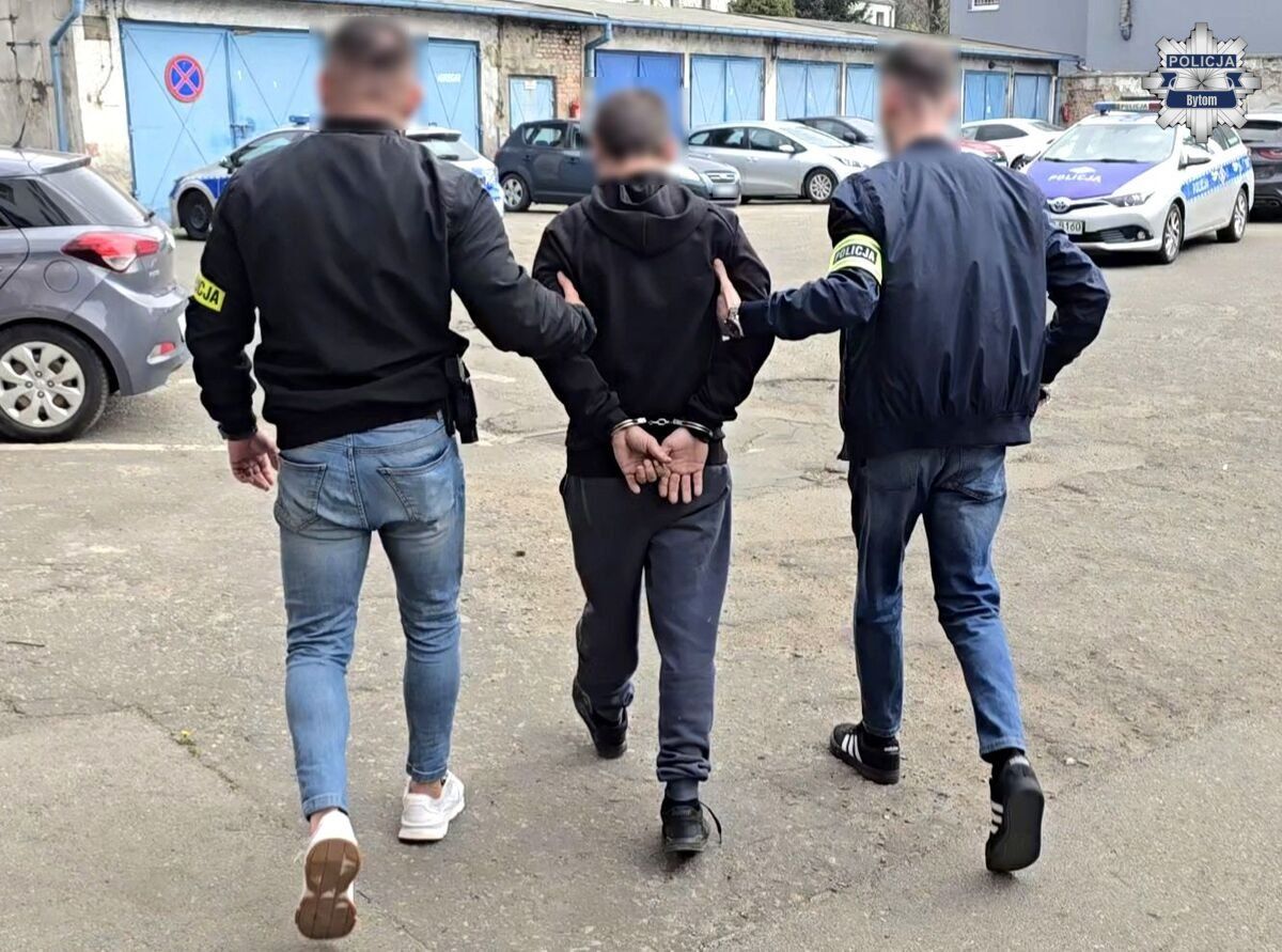 Ukradł skarbonkę z kościoła razem z całym stołem