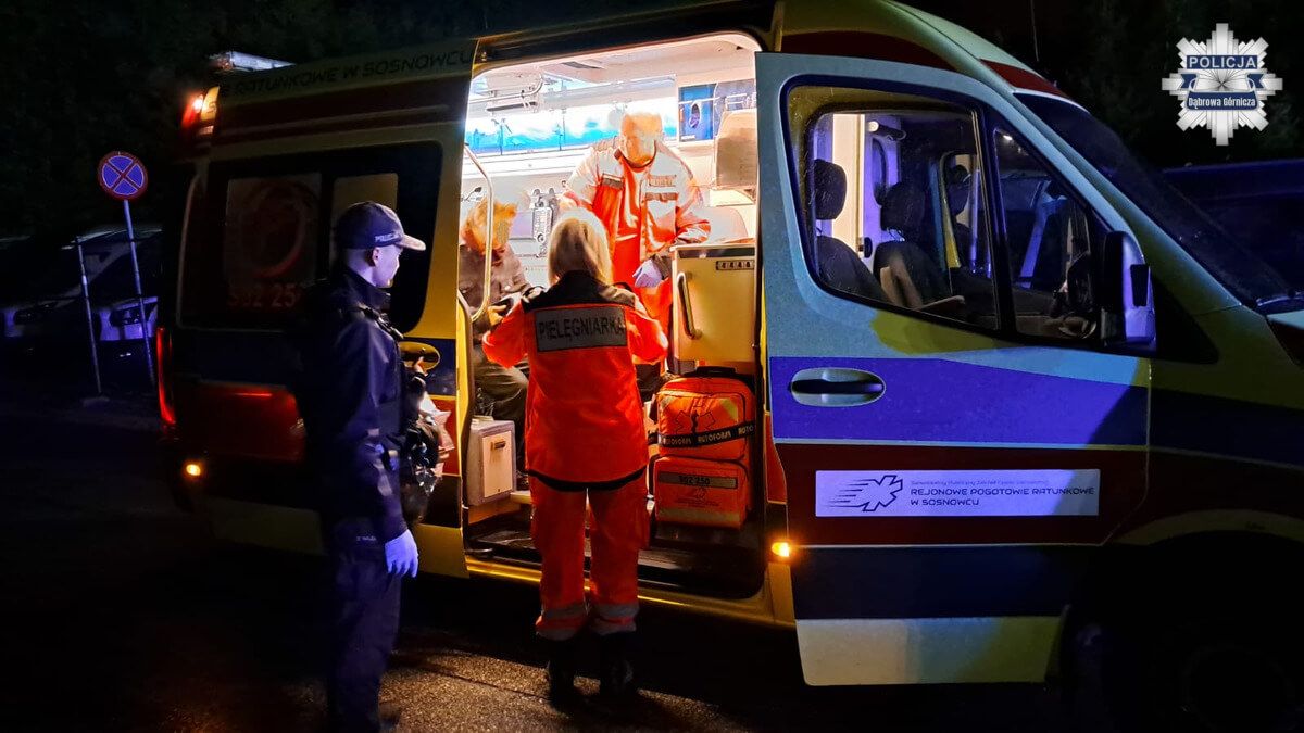 Uciekł przed napastnikami do lasu. Utknął w bagnie